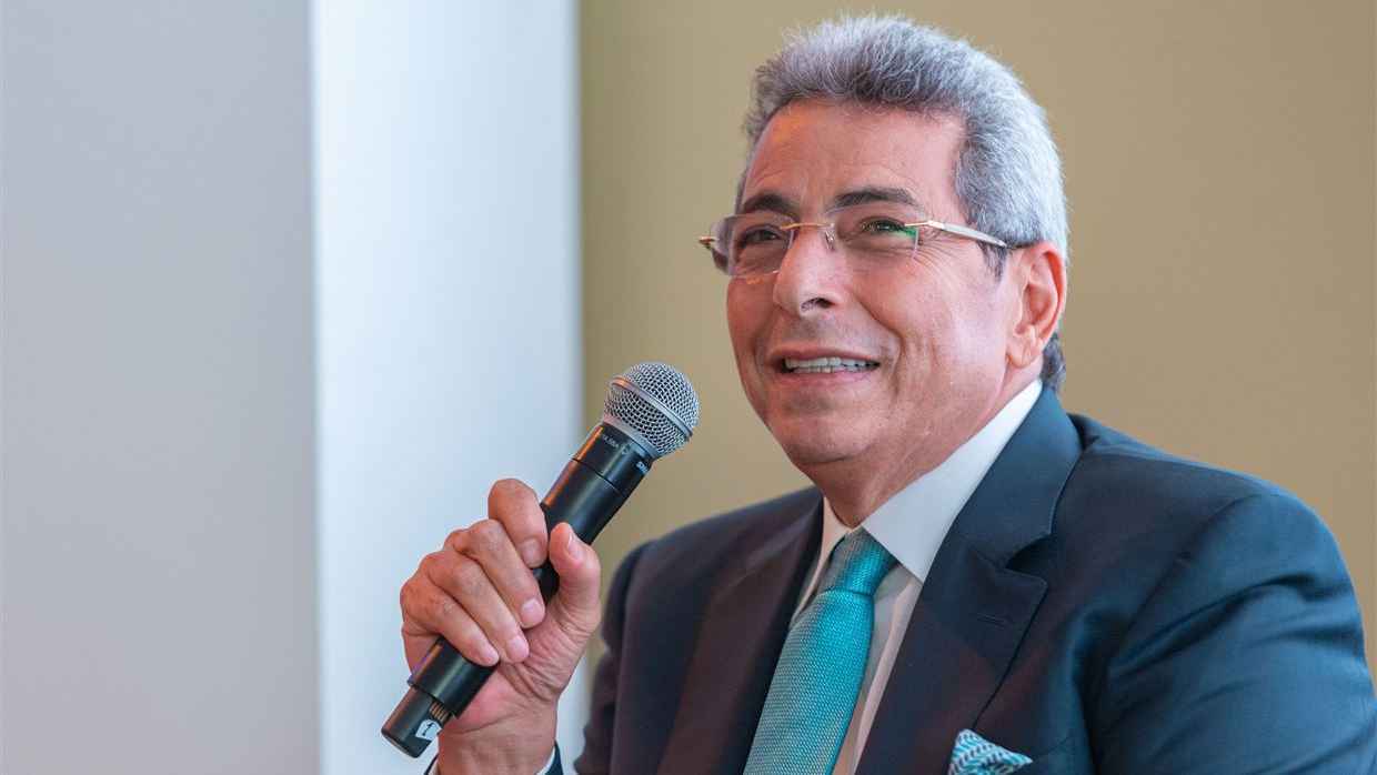 محمود سعد يكشف مصادر ثروته.. ما علاقة المخدرات؟