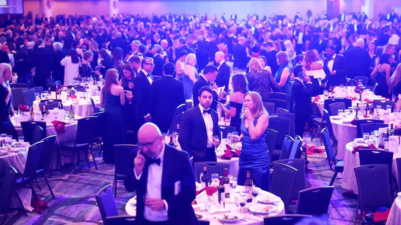 من حجز غرفة إلى قاعة العشاء.. ثغرات صادمة في حفل واشنطن هيلتون