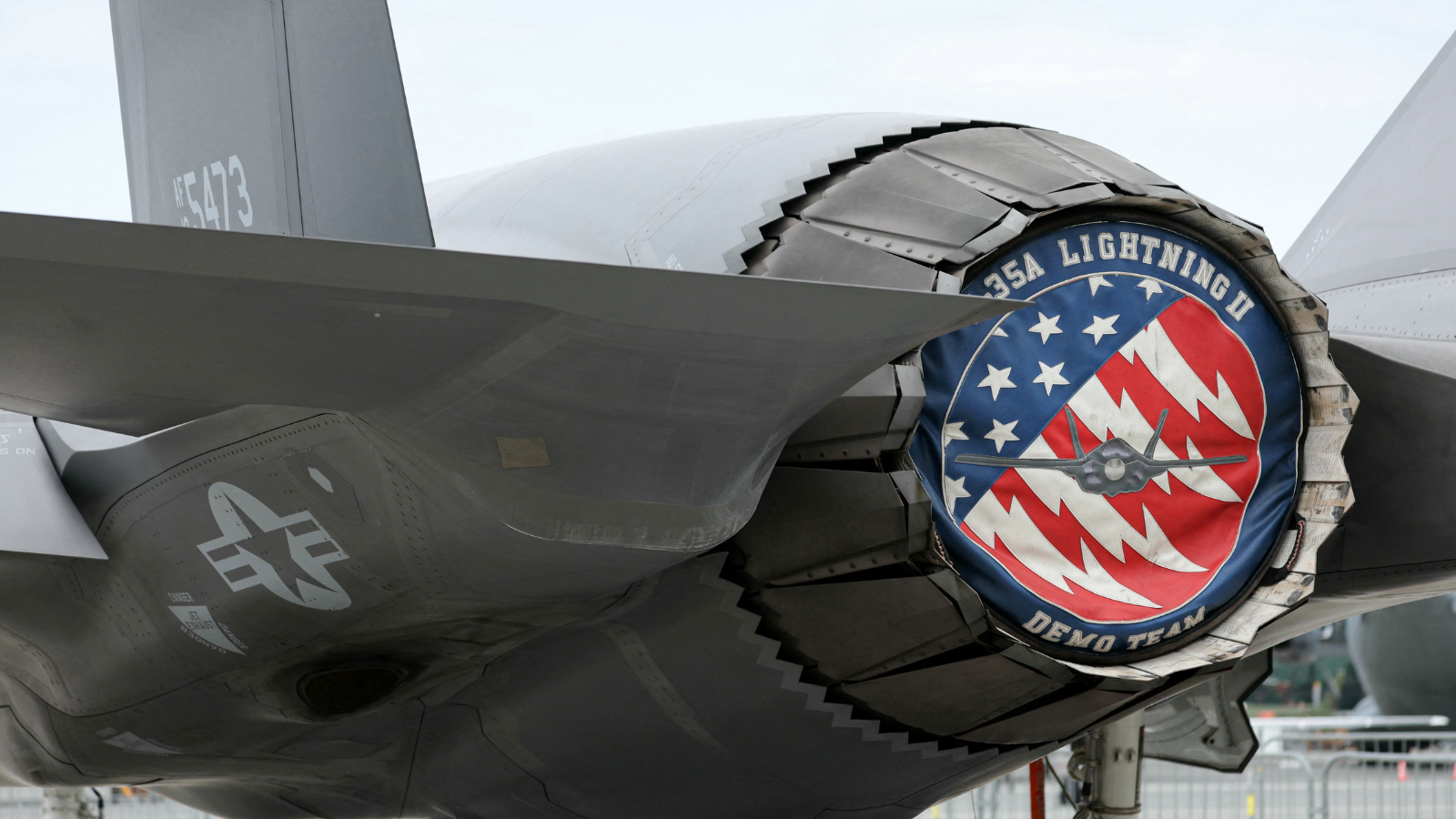 28 طائرة أمريكية تثير الجدل.. هل تستعد واشنطن لدخول الحرب ضد طهران؟