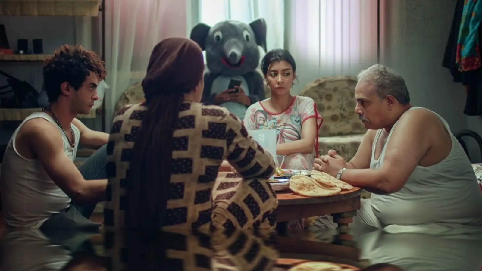 رغم اعتذار السينما.. مخرج "اختيار مريم" يتوعد بالتصعيد