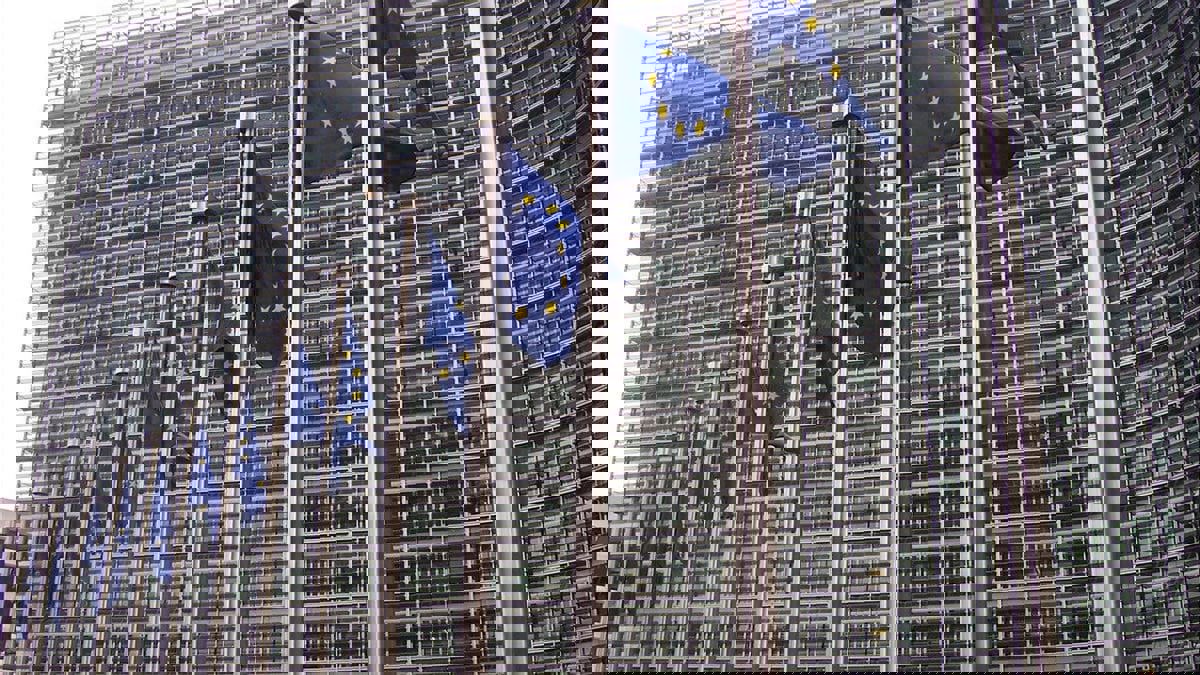 الاتحاد الأوروبي يحظر بيع سيارات الوقود الأحفوري اعتبارا من 2035
