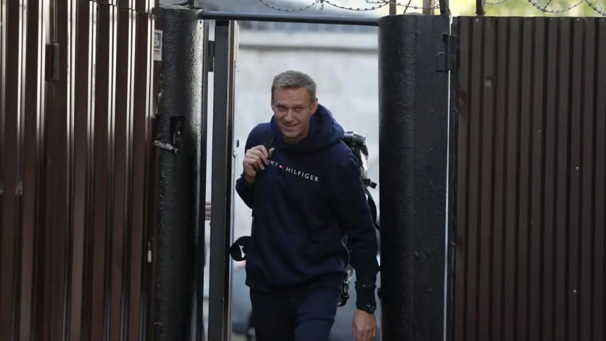 نافالني يكشف من سجنه أساليب "العنف النفسي": أُجبَر على مشاهدة التلفزيون الروسي 8 ساعات يوميا