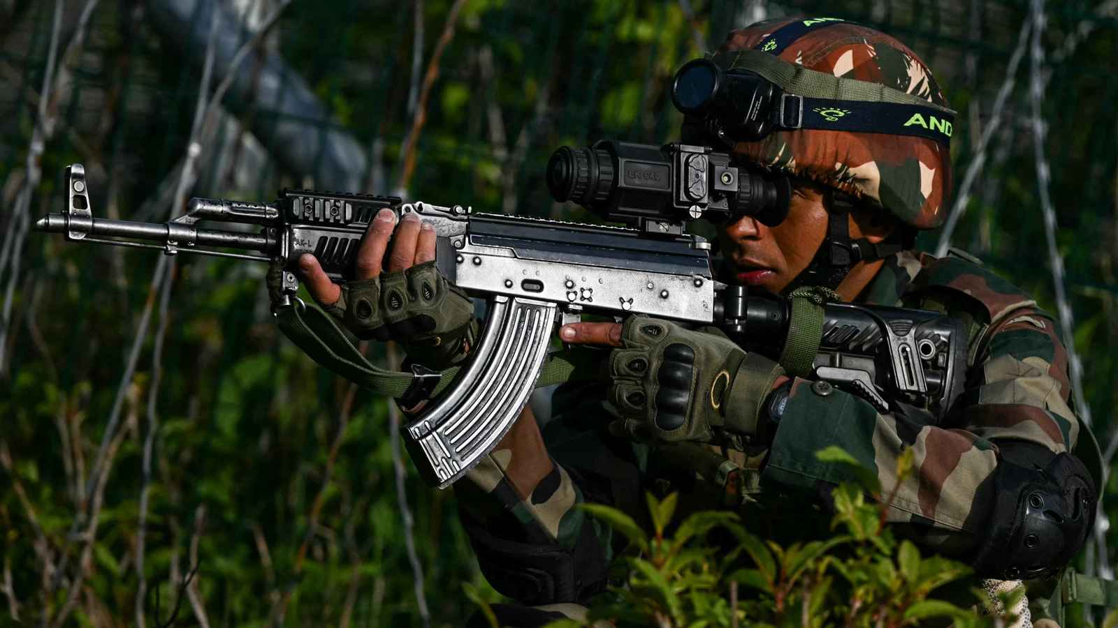 الهند تعتقل 11 متهما بالتجسس لصالح باكستان