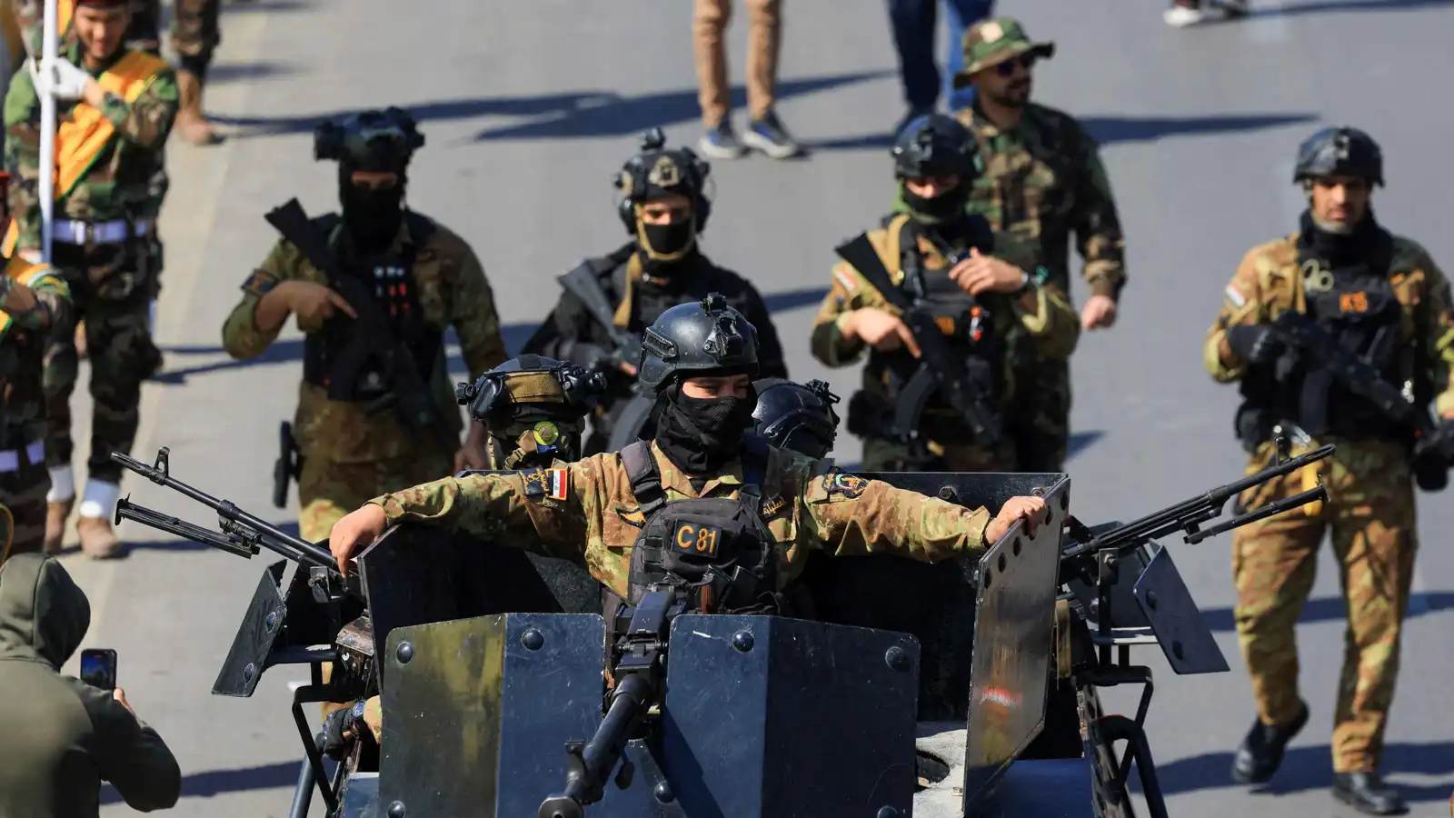 أجواء ملتهبة فوق بغداد.. مسيّرات تضرب محيط قواعد عسكرية