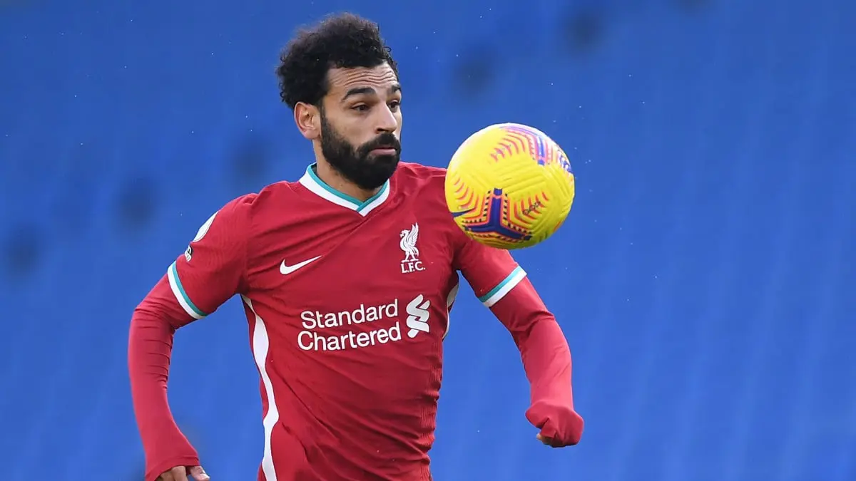 محمد صلاح يرد على إمكانية الانتقال إلى ريال مدريد أو برشلونة