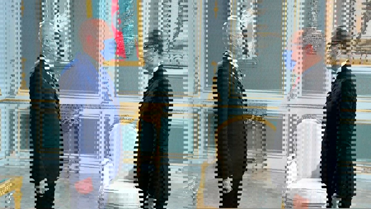 تونس.. المشيشي يعفي 5 وزراء وسط تمسك سعيد بموقفه من التعديل الحكومي