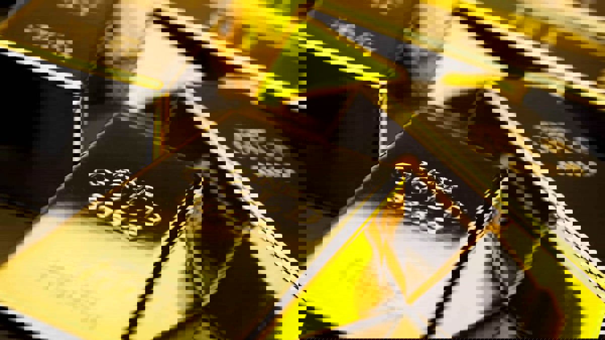 تراجع أسعار الذهب مع صعود الدولار