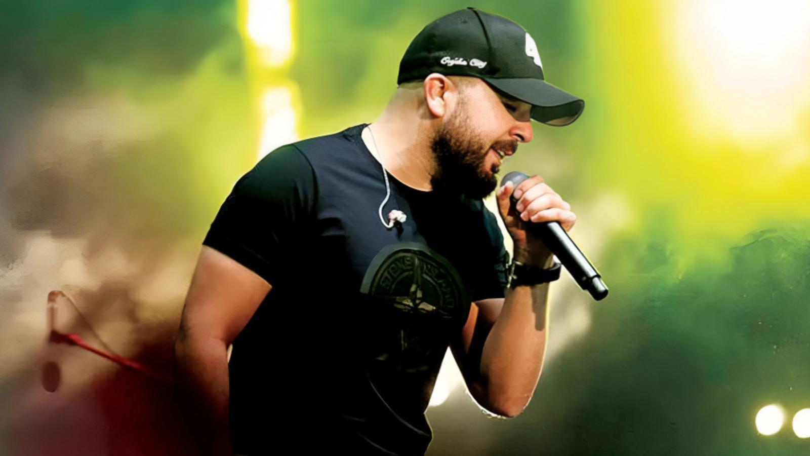 منع مغنٍ مغربي من دخول الولايات المتحدة.. ما القصة؟