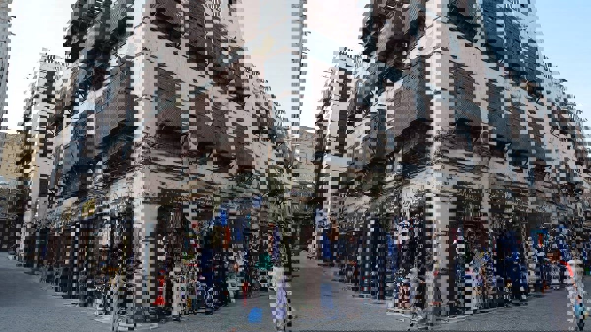 السعودية تبدأ بتحويل البلدة القديمة في جدة إلى وجهة عالمية للثقافة والأعمال