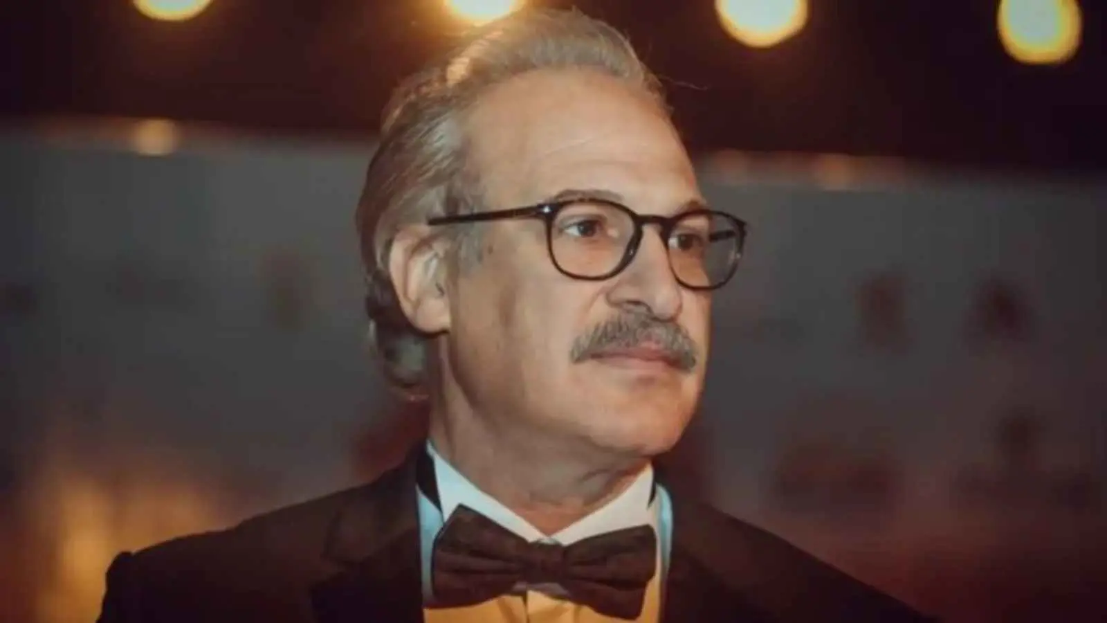 بعد اتهامه بالسرقة.. مشاهير "يتضامنون" مع المخرج عمر زهران (صور)