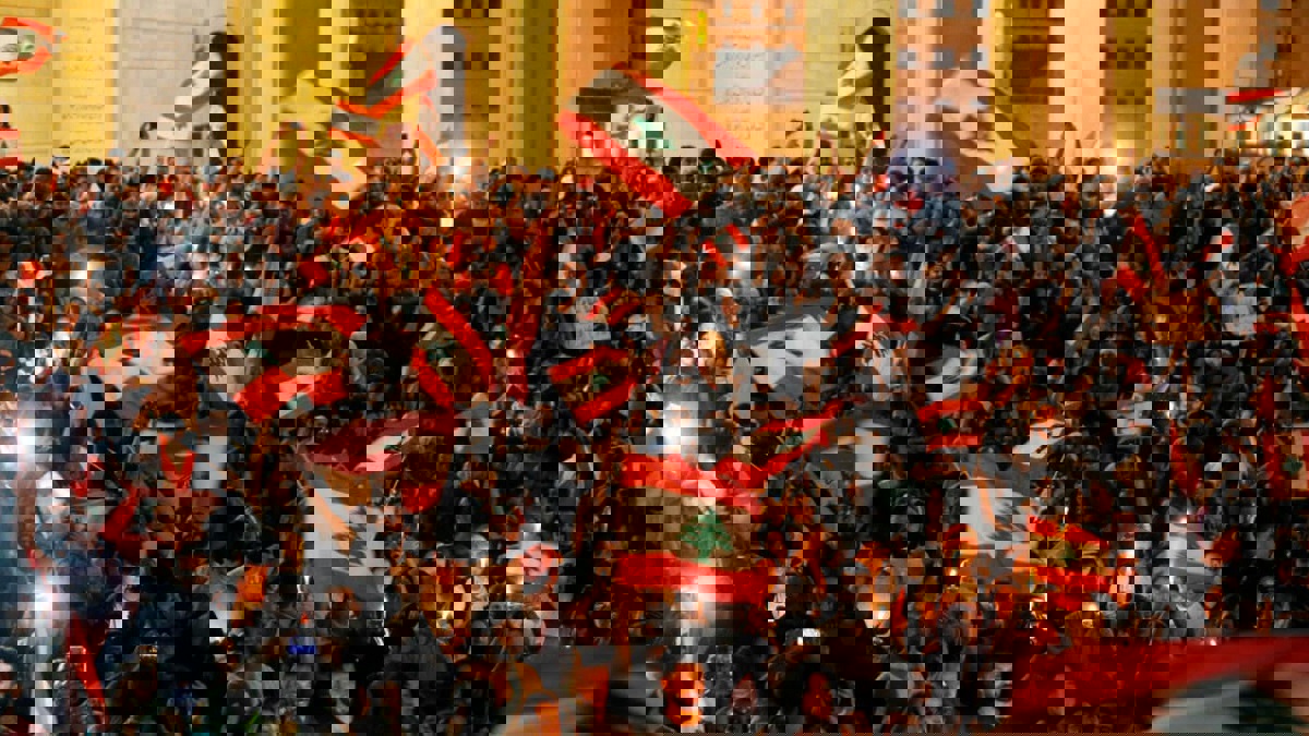 كيف استقبل الشارع اللبناني حكومة حسان دياب؟