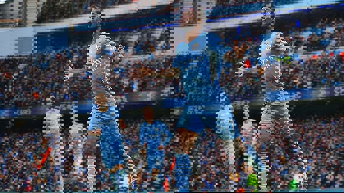 ريال مدريد وبرشلونة وتشيلسي وبايرن ميونخ تتنافس على ضم رحيم ستيرلنغ