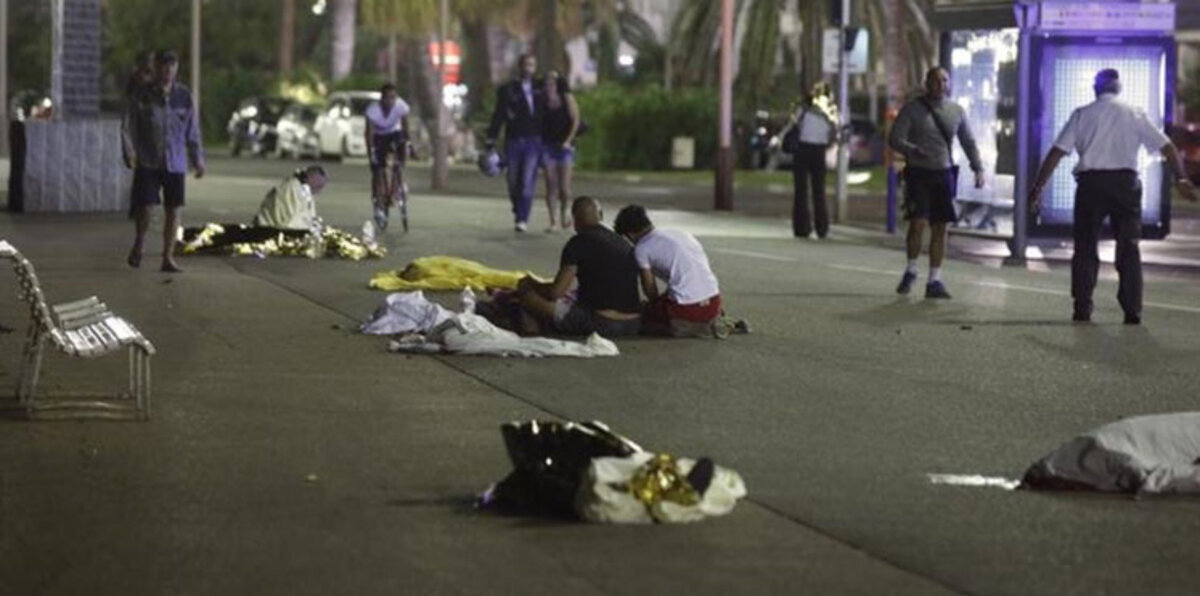 فرنسا تحتجز 11 شخصًا للاشتباه بمساعدتهم منفذ هجوم نيس