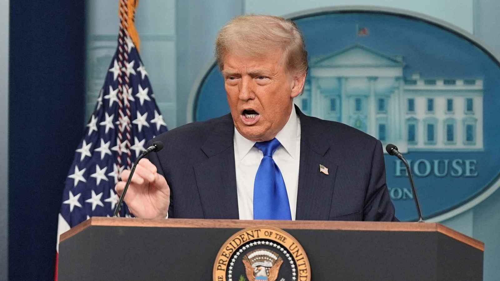 ترامب: إيران تريد عقد اجتماع معنا ومواقعها تعرضت للتدمير