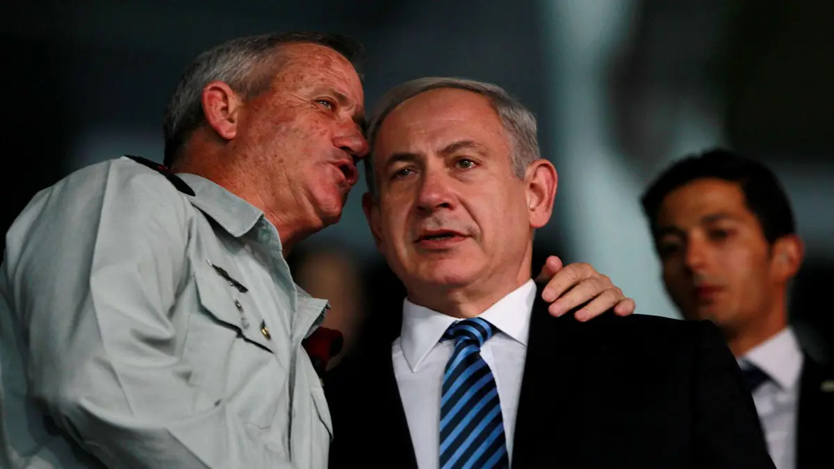 ما سر تمسك بيني غانتس بحكومة وحدة مع نتنياهو؟