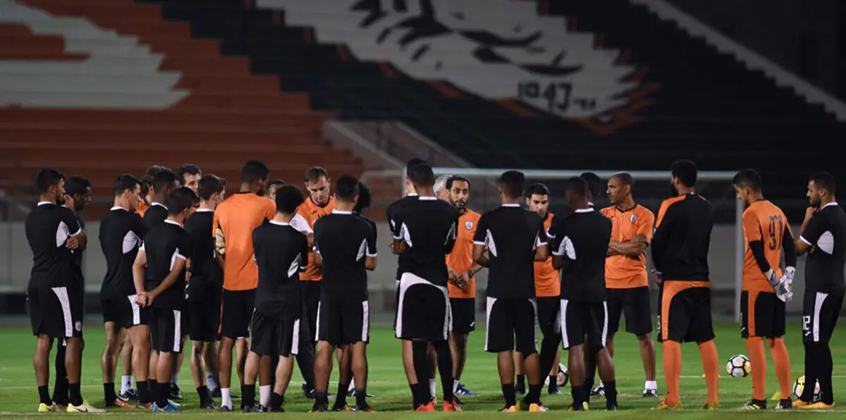 لماذا طلب سامي الجابر استبعاد ثلاثي الفريق من تدريبات نادي الشباب السعودي؟