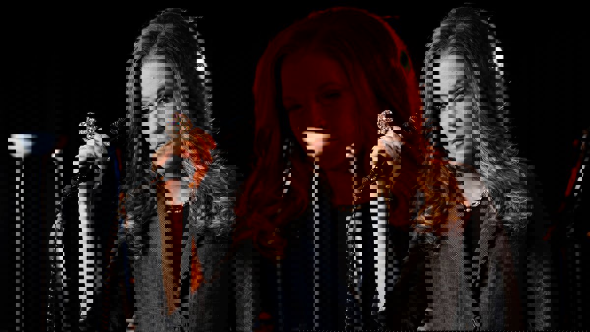 حياة ليزا إلفيس بريسلي التراجيدية.. زيجات فاشلة وإدمان وانتحار