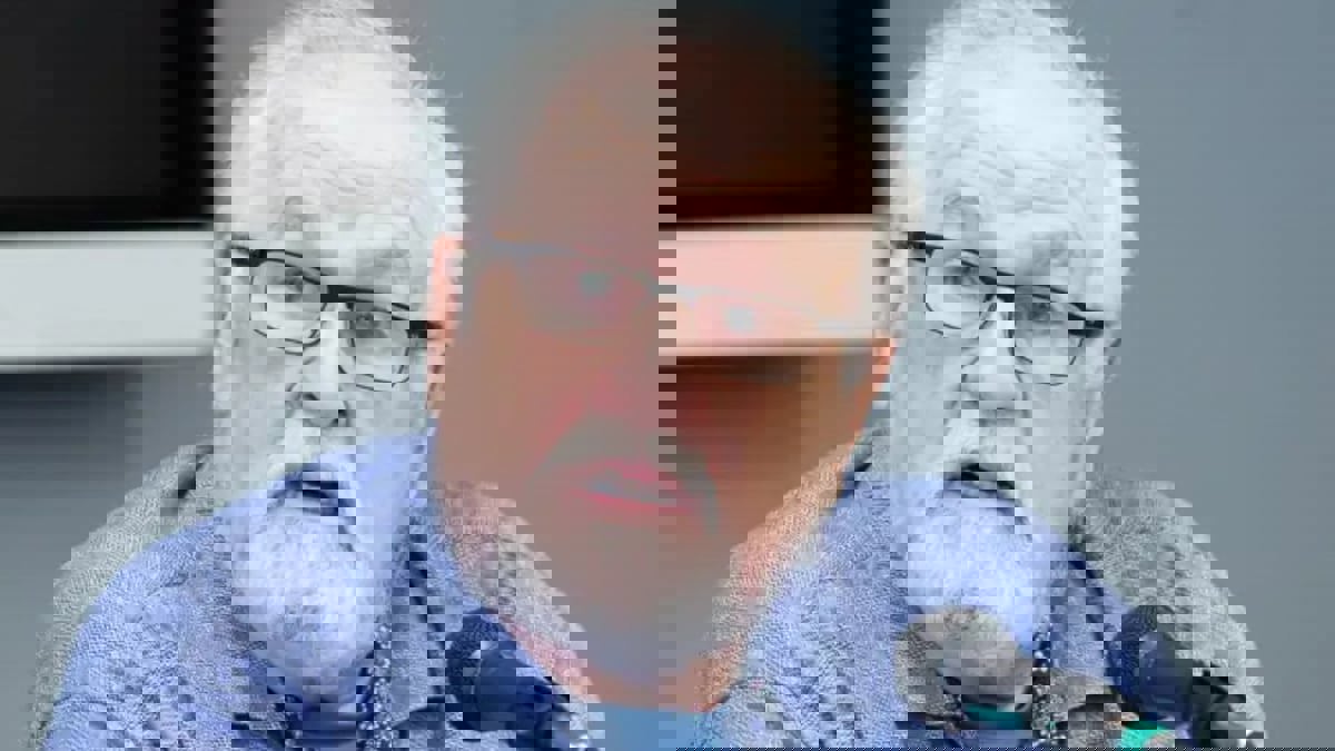 اتهام رئيس منظمة كندية بارتكاب "جرائم جنسية" بحق فتيات ماليات