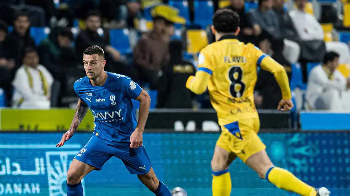 سر السقوط من القمة.. 5 خطايا تسببت في انهيار الهلال المرعب