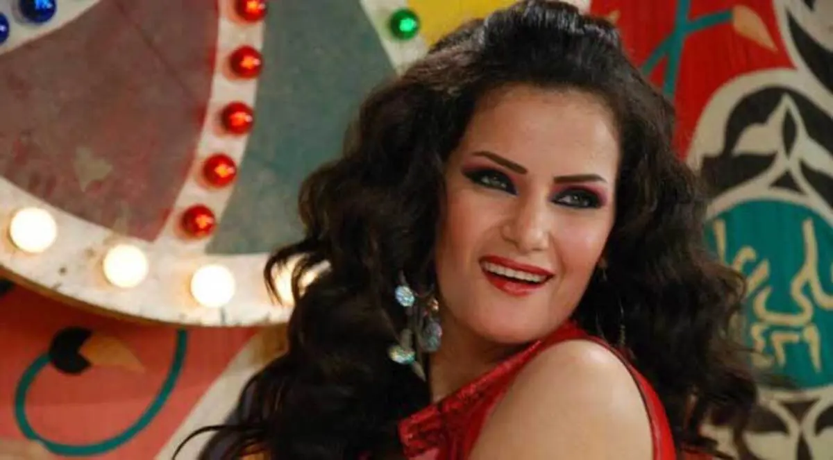 ‫سما المصري تطلق حزبا للدفاع عن الزواج العرفي بمصر