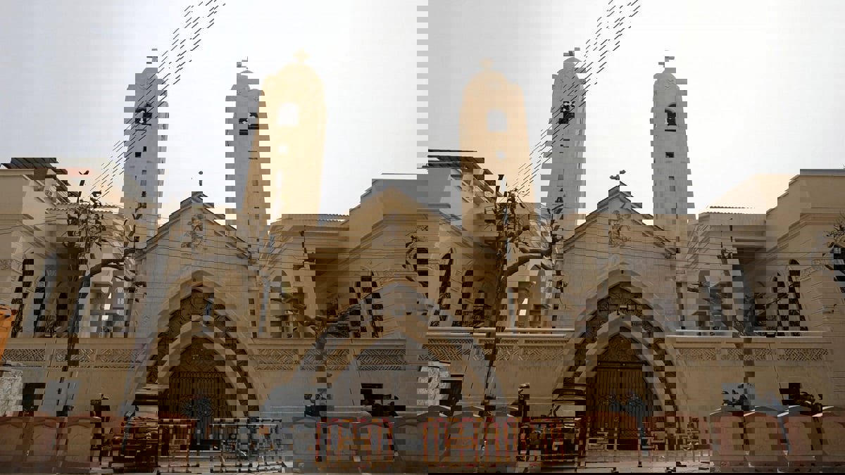 مصر.. الكنيسة الأرثوذكسية تعلن تجريد كاهن من رتبته بعد اتهامه بالتحرش‎