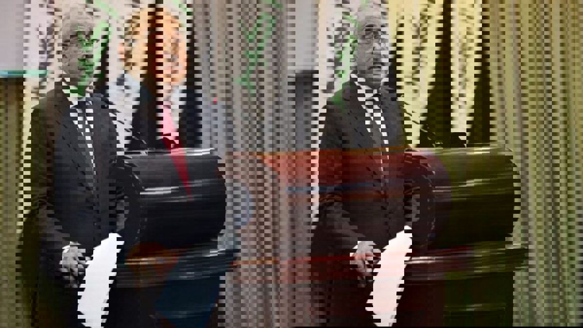 عبدالمهدي يوجه بالتحقيق بقصف معسكر للحشد الشعبي شمالي العراق‎