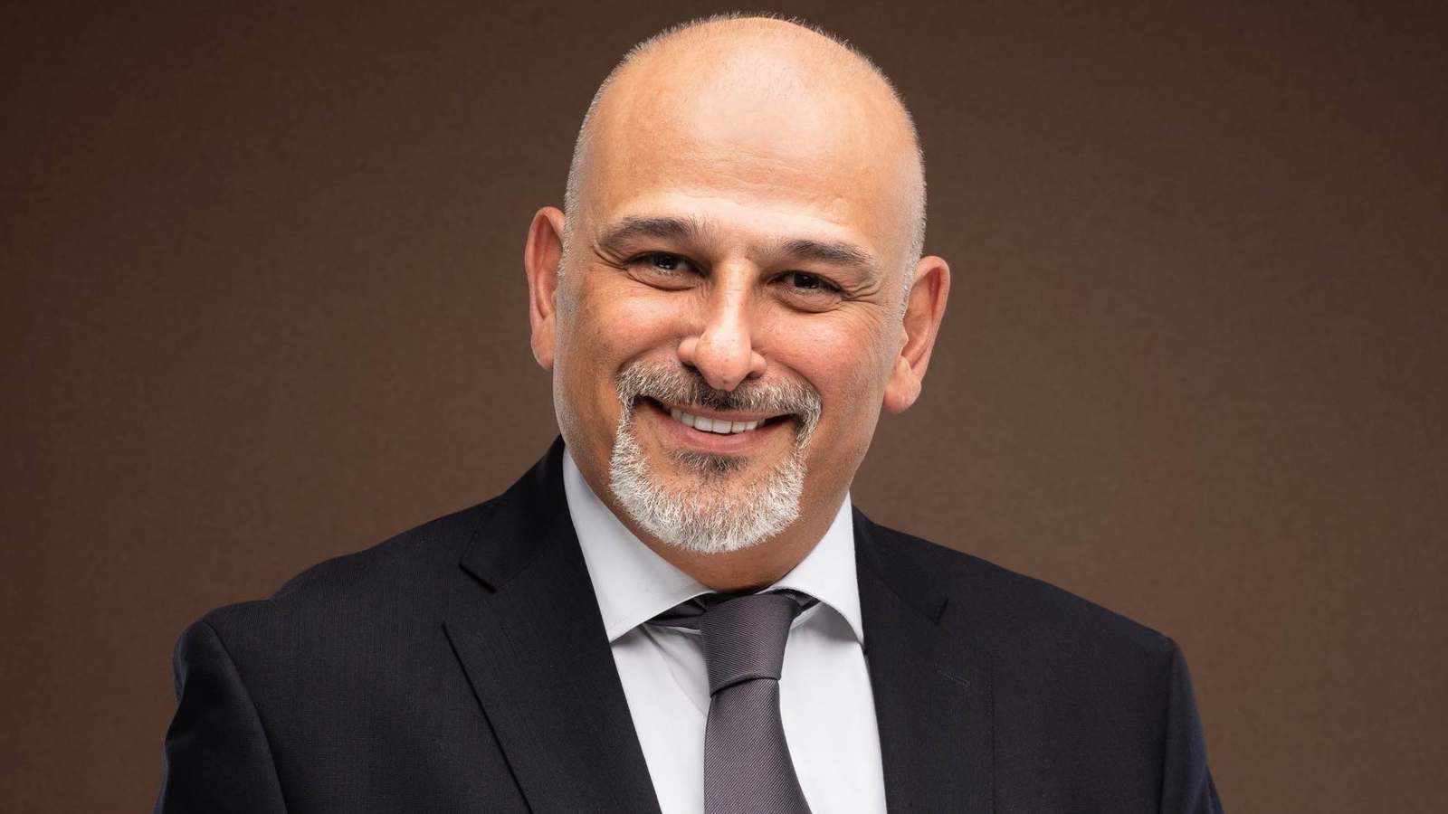 عبارة من مسلسل شهير.. جمال سليمان يبعث برسالة إلى الأسد (صورة)