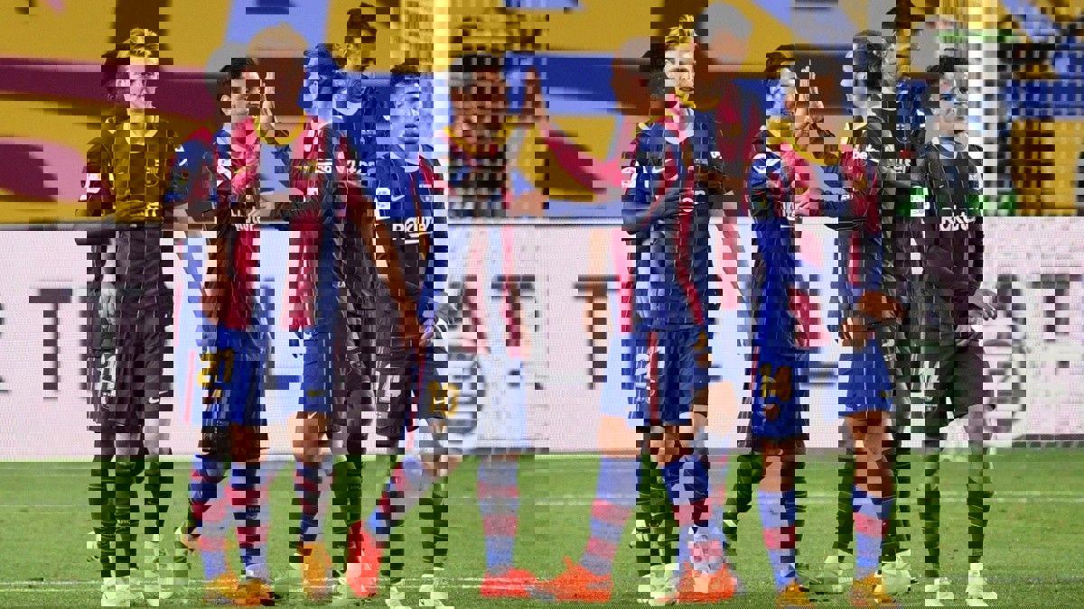 لاعبو برشلونة يرفضون مقترح بارتوميو بتخفيض رواتبهم‎