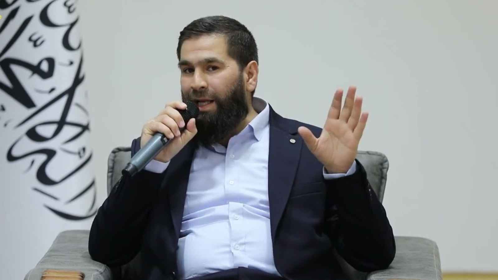 الناطق باسم "تحرير الشام" يثير الجدل بتصريحاته عن المرأة