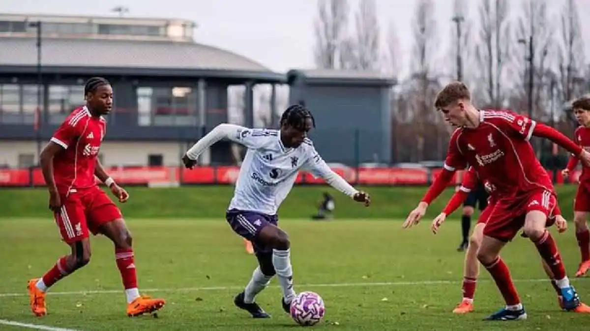 انهيار على كل المستويات.. خسارة صادمة لشباب ليفربول أمام مانشستر يونايتد