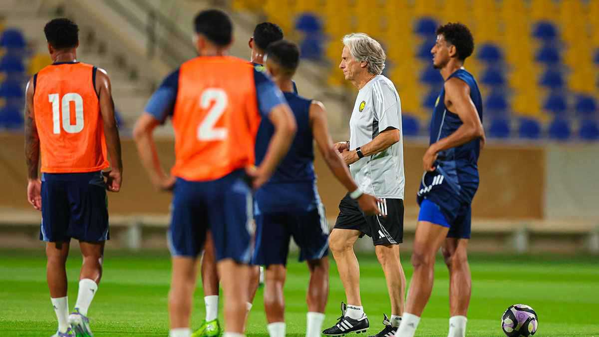 الجمهور فاز برحيله.. تعليق ناري على صفقة النصر السعودي (فيديو)