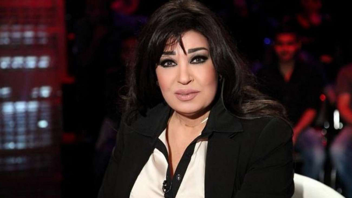 فيفي عبده تقدم برنامج مقالب كوميدي على قناة MBC5