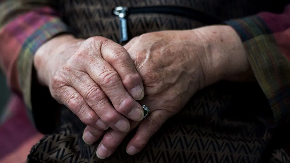 عمرها 128 عاما.. معمرة أفريقية تكشف عن سر طول حياتها