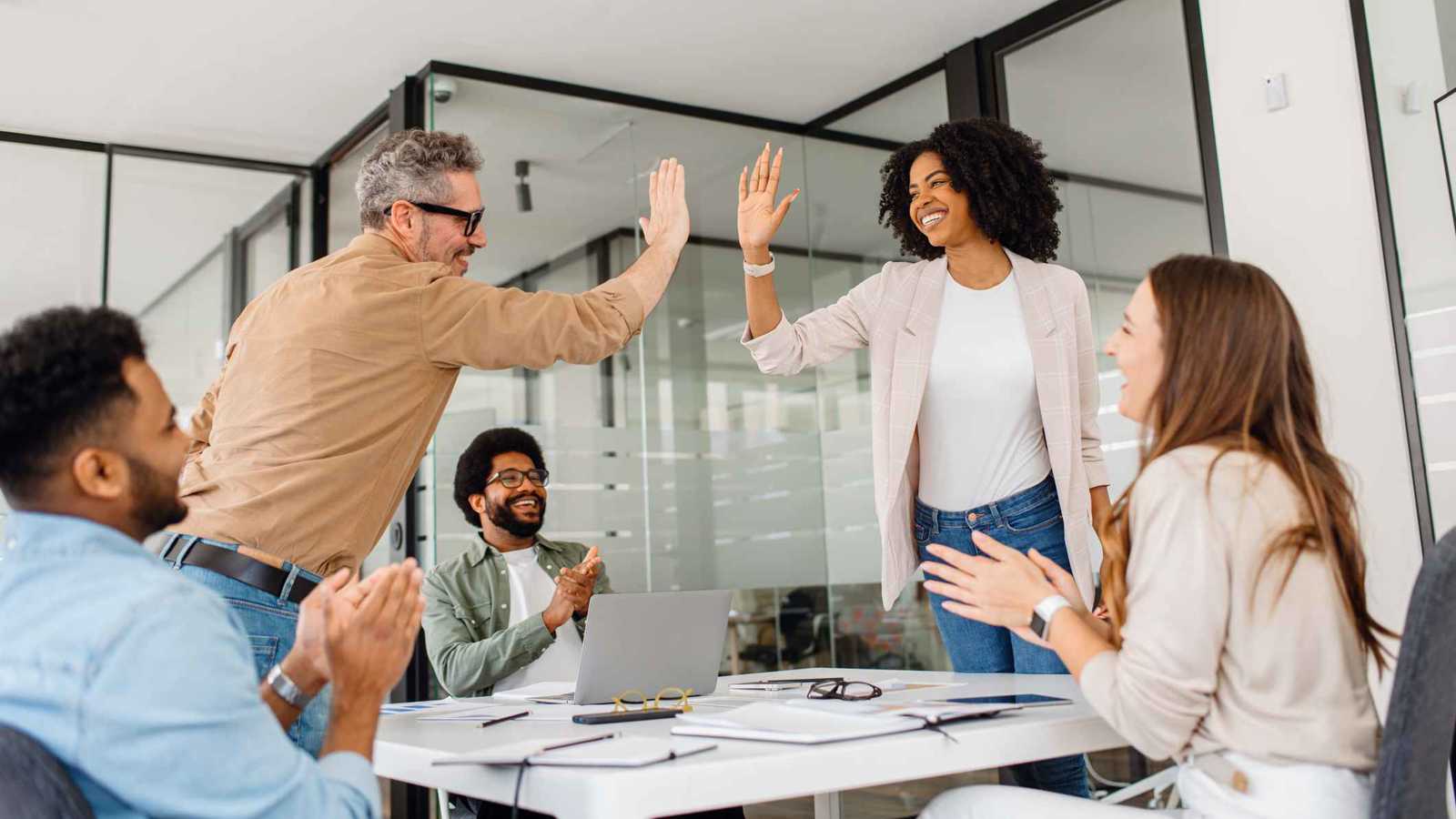 ليس المال فقط.. ما الذي يدفع الموظف لتغيير شركته؟