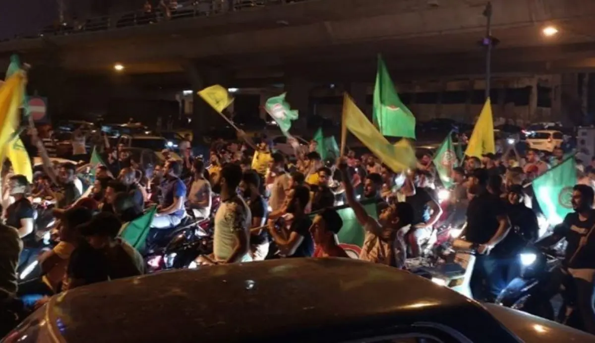 الجيش اللبناني يفرق مسيرة دراجات نارية تؤيد "حزب الله" و"أمل" (فيديو)