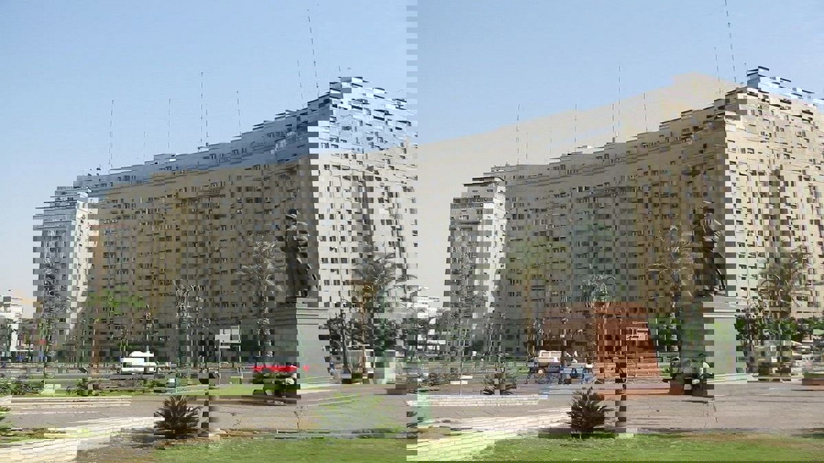 هل تخطط مصر لبيع "مجمع التحرير" لمستثمرين أجانب؟