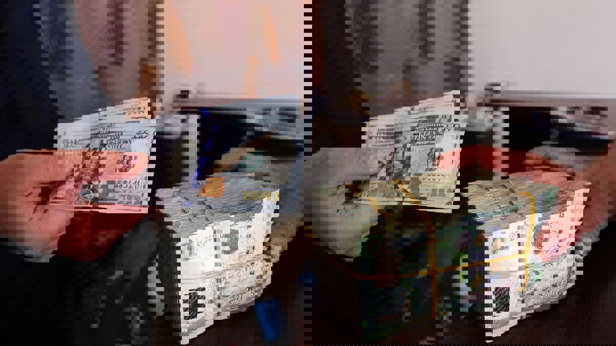 محللون: سعر الصرف يؤكد أن وحدة المصرف المركزي الليبي "حبر على ورق"