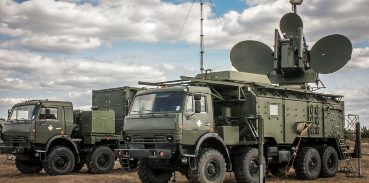 تقرير: نظام روسي قادر على تعطيل الصواريخ الموجهة يصل إلى سوريا