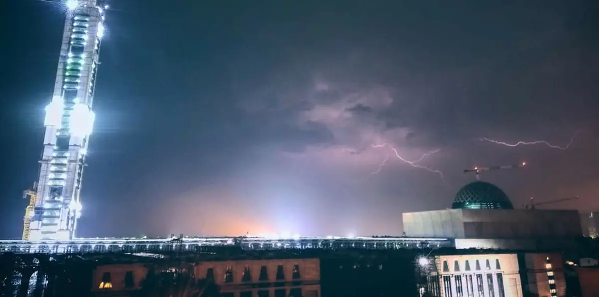 رغم هبة سعودية بـ5 ملايين دولار.. سقف جامع الزيتونة بتونس مهدّد بالسقوط (صور)