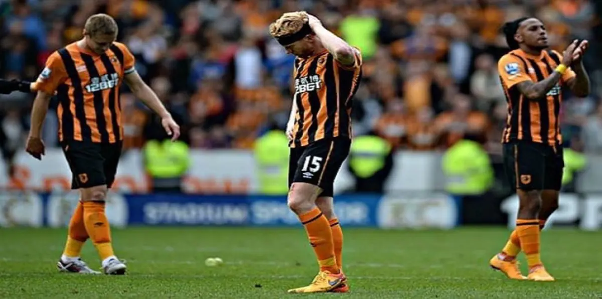 ليفربول يستعيد المركز الثالث وهبوط هال سيتي في الدوري الإنجليزي