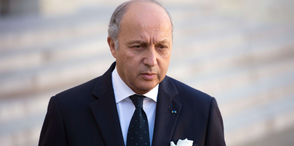 فابيوس يؤكد أنه لا يرى رحيلاً للأسد قبل المرحلة الانتقالية