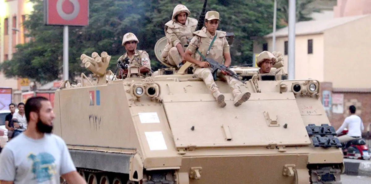 هل يلجأ الجيش المصري لإجراءات استثنائية لتأمين قادته من الاغتيال؟