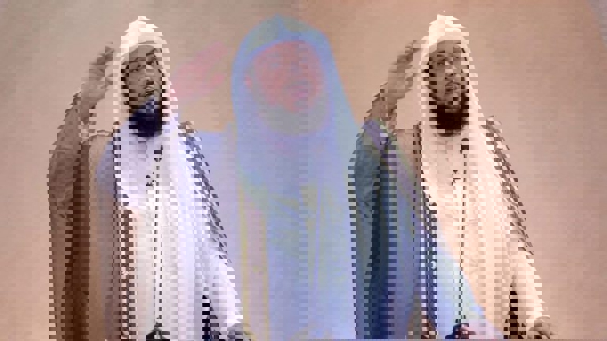 توقف جميع أنشطة محمد العريفي في ظروف غامضة