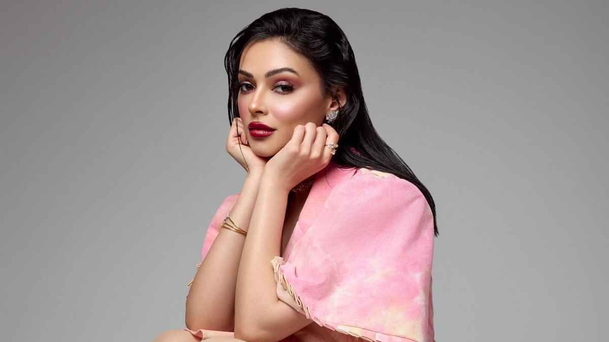 بكاء شوق الهادي على طليقها الراحل بدر الماص يتصدر مواقع التواصل