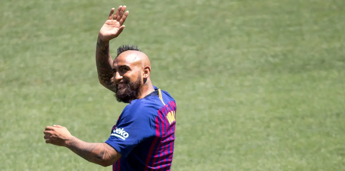 أرتورو فيدال يهاجم ريال مدريد مجددًا..  بايرن ميونخ يستحق لقبين في دوري أبطال أوروبا