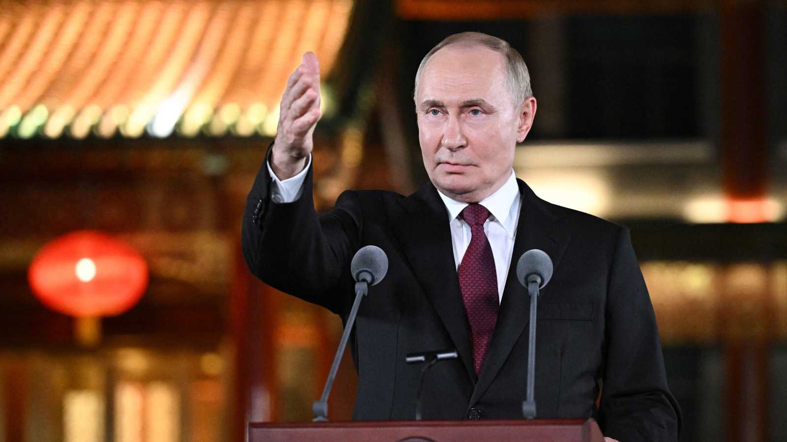 بوتين يعد الصين بالحصول على غاز بسعر أقل من أوروبا