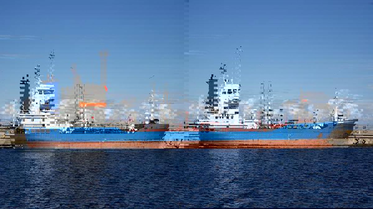 تقرير إسرائيلي: الصين تساعد إيران في تمويه وتشغيل "أسطول الظل" من ناقلات النفط