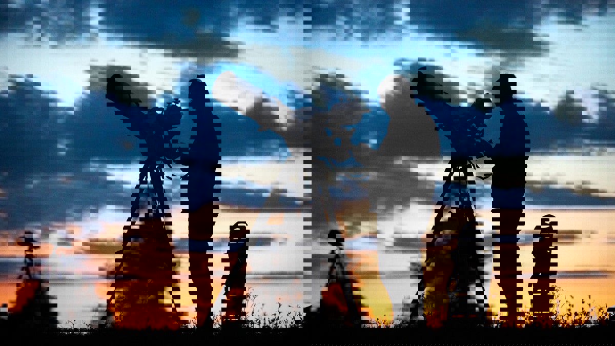 مركز الفلك الدولي ينشر توضيحا حول موعد عيد الفطر