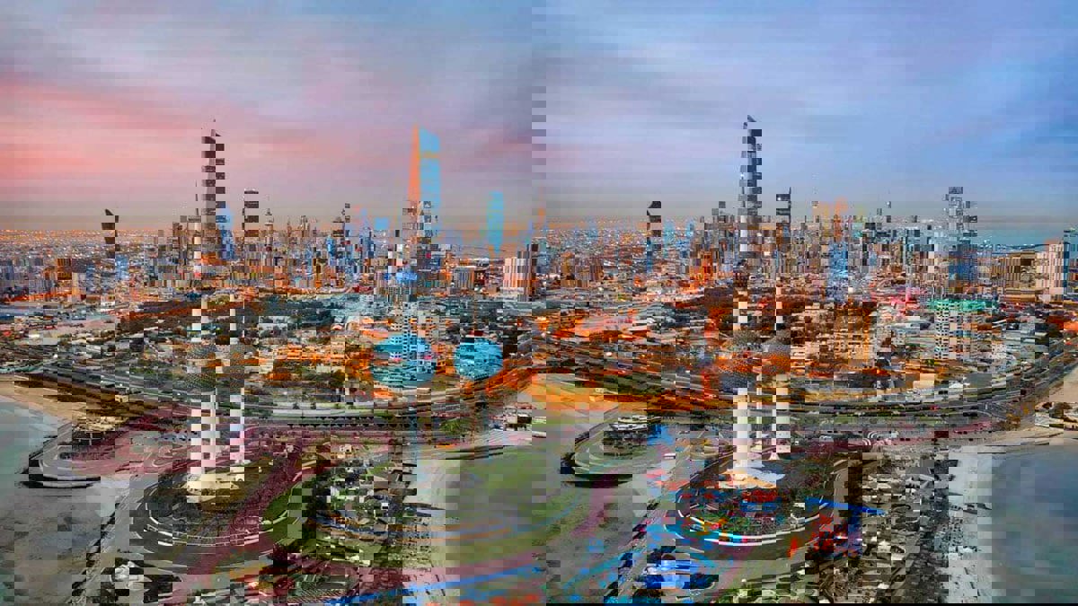 ناشطة كويتية تتعرض لانتقادات لاذعة بعد الإساءة لمملكة البحرين (فيديو)