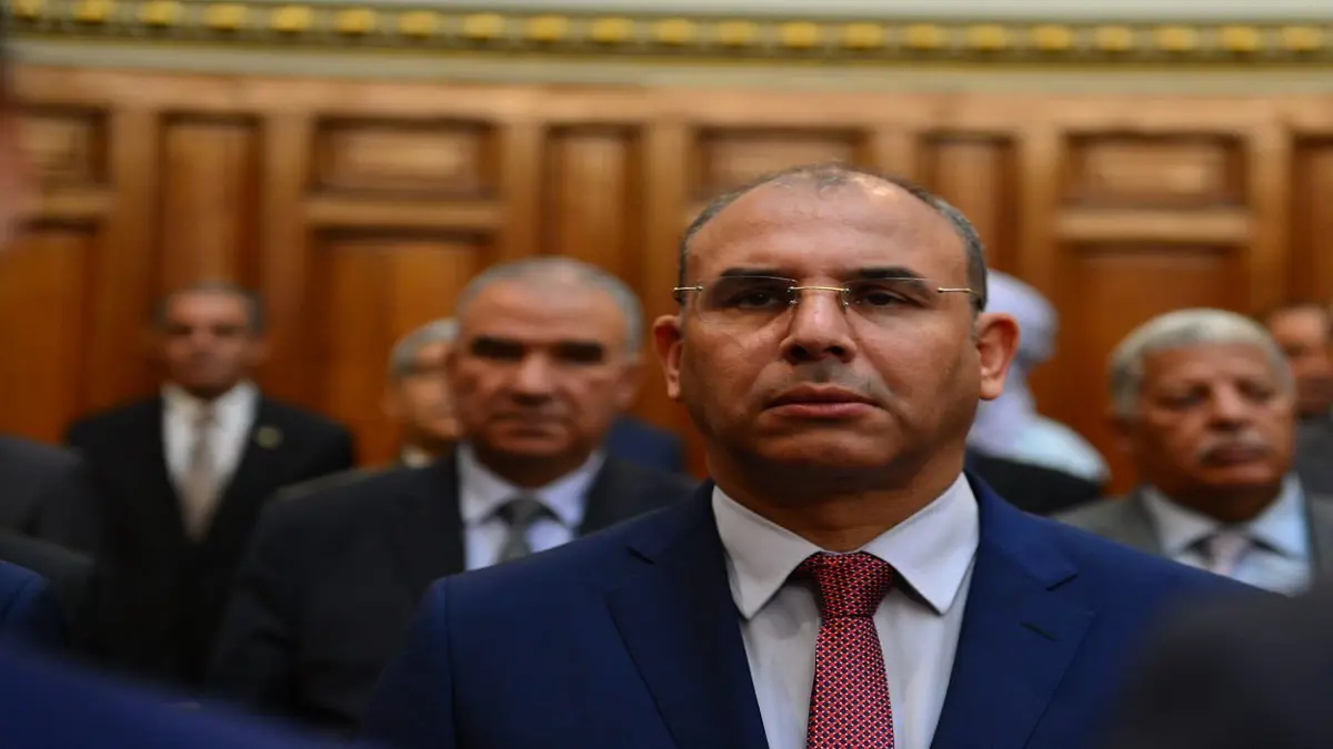 "زعلان" يورط سلال والحاكم الفعلي في فضيحة تمويل حملة بوتفليقة الانتخابية